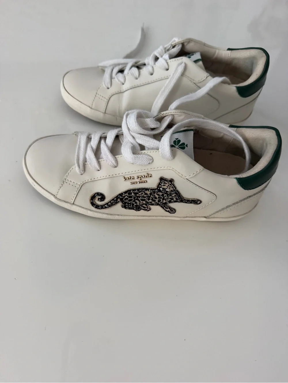 Kate Spade Ace Leopard Leather Sneakers White Green Beaded Cat Shoes Sz 7 EUC